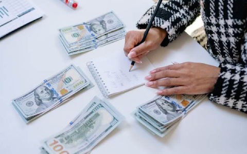 money-pluscredit money pluscredit 1